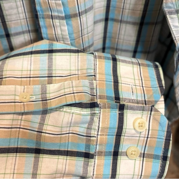 Men’s long sleeve button down shirt - Picture 4 of 5